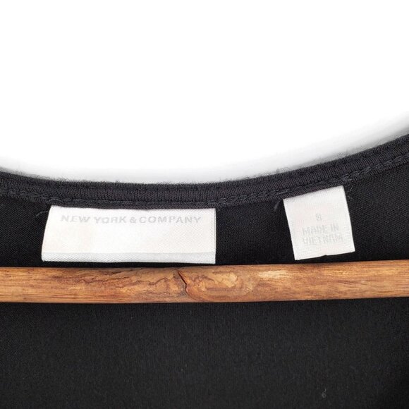 NYC Womens Sleeveless Draped Neck Blouse Small - Picture 7 of 10